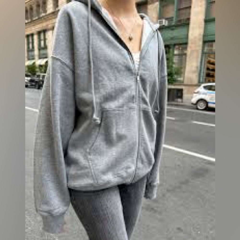 Brandy Melville Christy hoodie